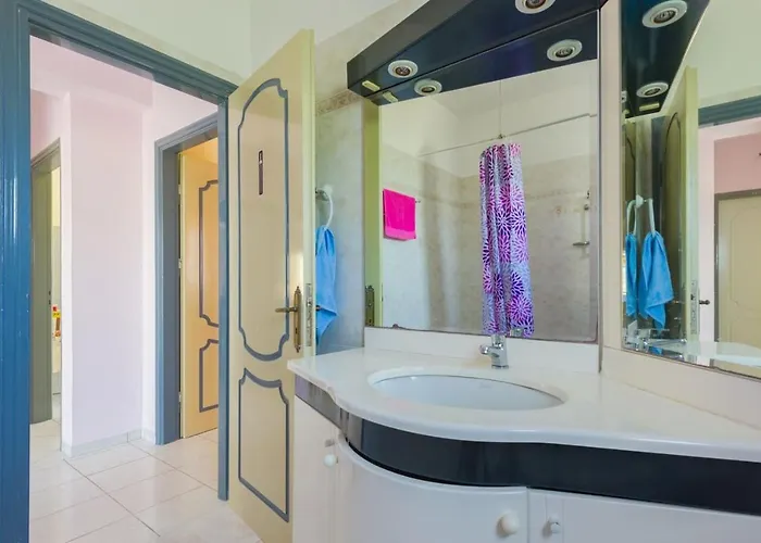 Anastasia's Case de vacanță *